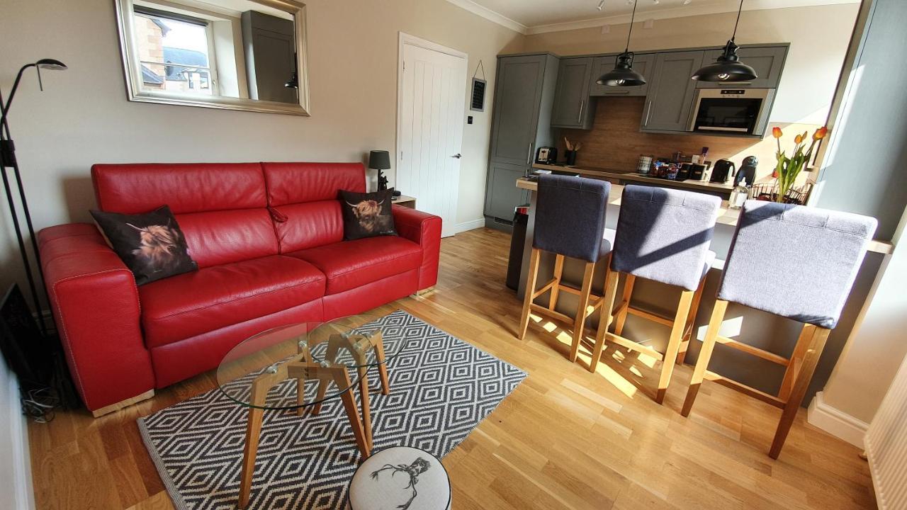 Smart & Cozy Holiday Apartment In The City Centre Inverness Exteriör bild