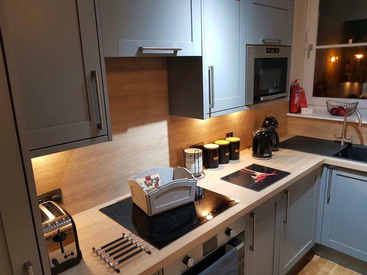 Smart & Cozy Holiday Apartment In The City Centre Inverness Exteriör bild